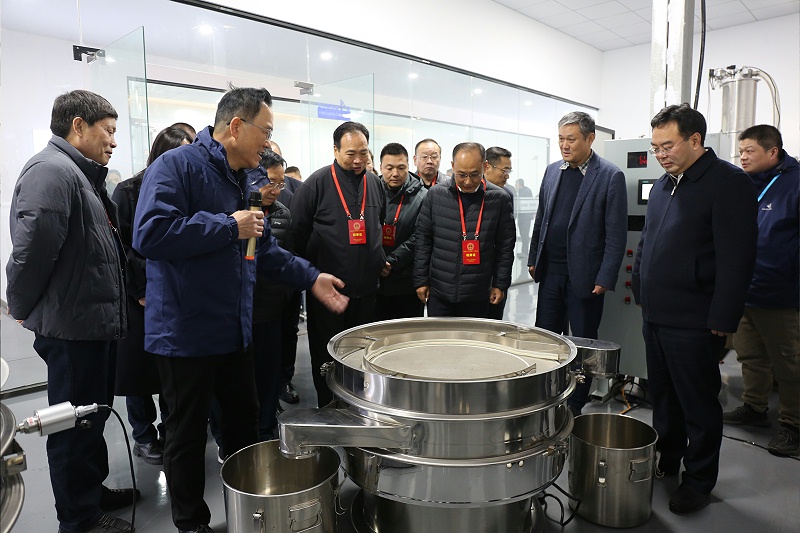 卫辉市人大常委会领导莅临高服机械调研 企业创新发展成就获高度评价